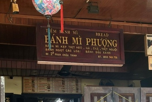 Bánh mì Phượng ở Hội An bị phạt gần 100 triệu đồng, đình chỉ hoạt động 3 tháng