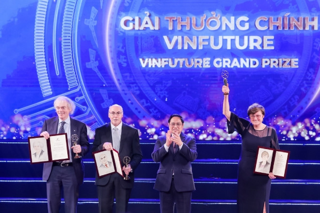 Chủ nhân giải thưởng chính VinFuture tiếp tục được trao giải Nobel