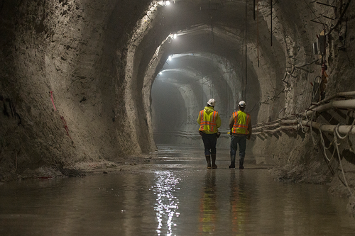 Khám phá hệ thống đường hầm dài 175km nằm sâu dưới lòng đất tại Chicago