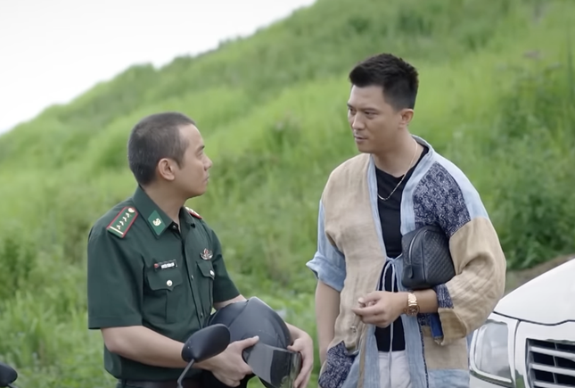 Lý do phim giờ vàng có Việt Anh bị chê vẫn dẫn đầu tỷ suất người xem ảnh 4