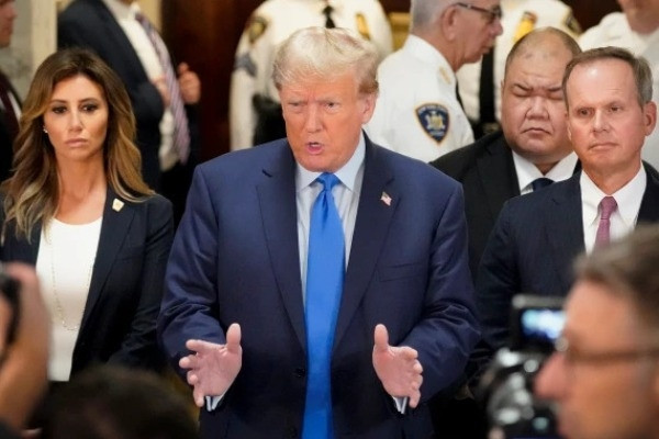 Ông Trump hài lòng sau phiên tòa đầu tiên ở New York