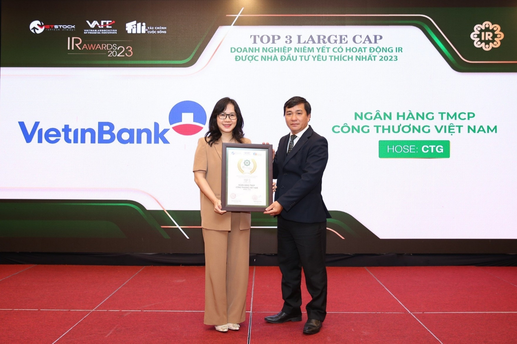 VietinBank vào Top 3 doanh nghiệp niêm yết được nhà đầu tư yêu thích nhất