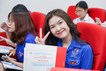 Bảy quy tắc trong văn hoá ứng xử của sinh viên Kinh tế Tài chính