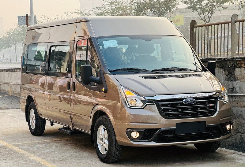 Triệu hồi gấp gần 2.000 chiếc Ford Transit đời mới vì nguy cơ mất lái