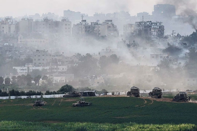 Giao tranh Israel - Hamas căng thẳng, người dân Gaza xông vào kho lương của LHQ