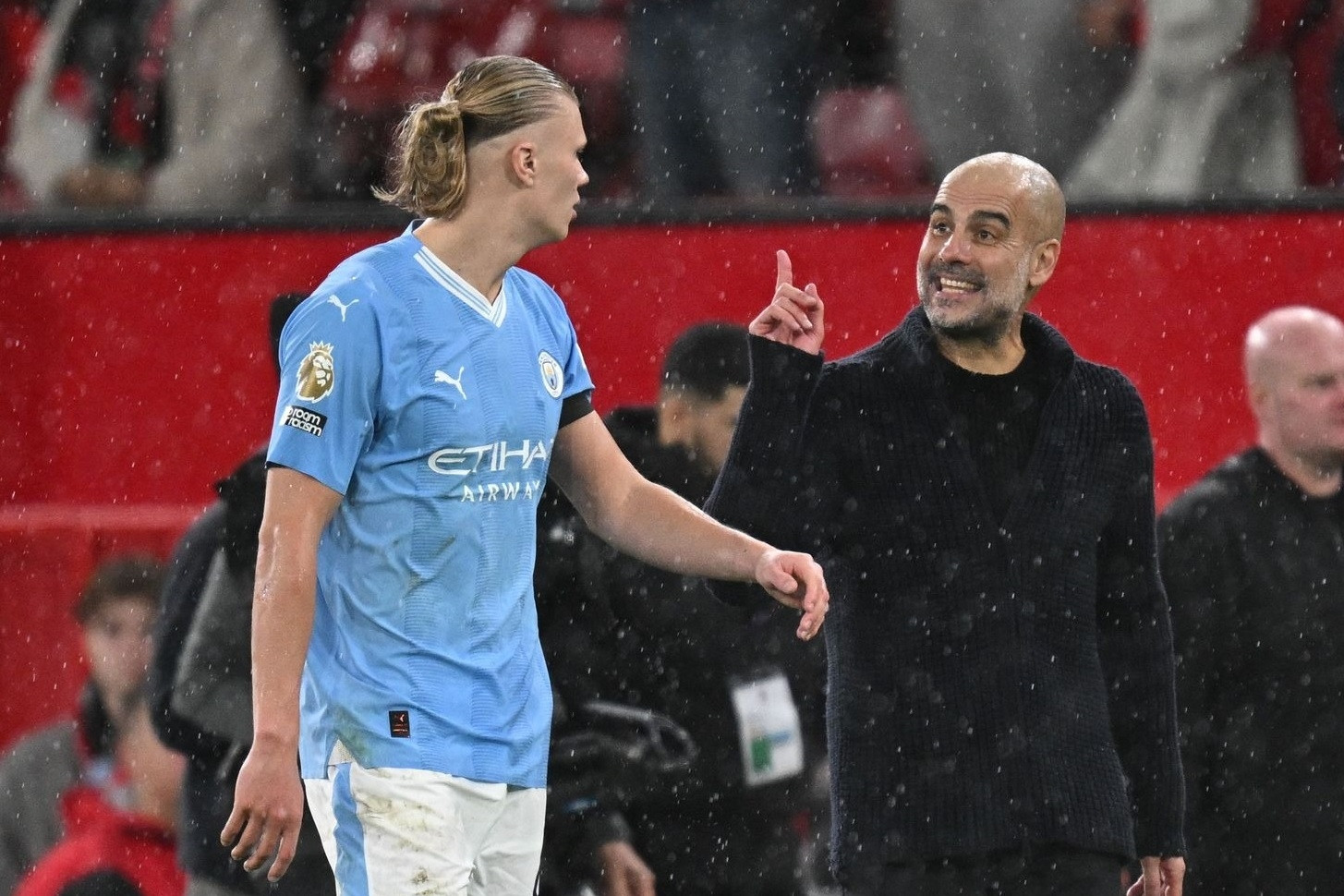 Pep Guardiola ca ngợi sao Man City trận thắng to MU, không phải Haaland