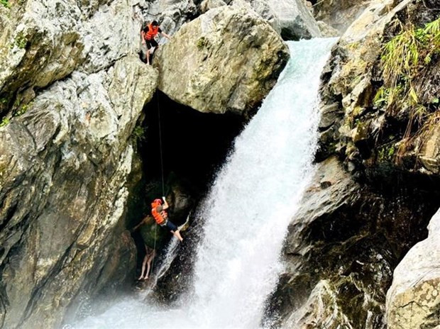 Russian tourist trapped at waterfall rescued