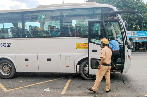 HCM City bus company faces fine following deadly accident