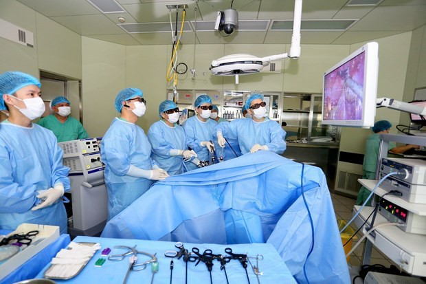 Hue Central Hospital wins first prize at ASEAN colorectal surgeon competition