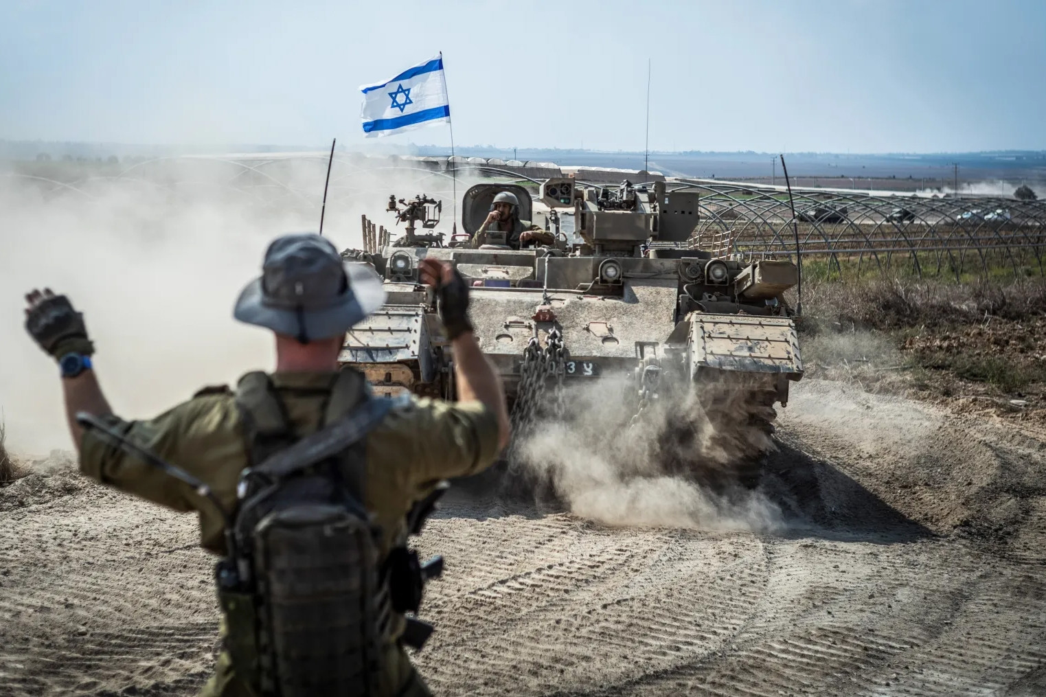 Israel tấn công toàn Dải Gaza, đặc phái viên LHQ nói xung đột đã lan sang Syria