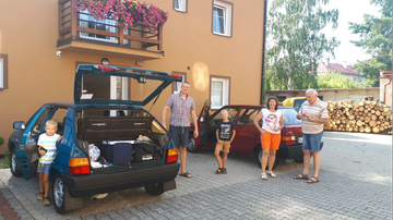 Nhiều gia đình ở châu Âu gắn bó cả đời với những chiếc ô tô cổ điển