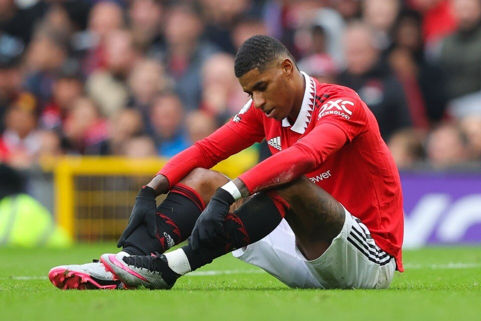 Rashford tiệc tùng xuyên đêm sau trận thua của MU