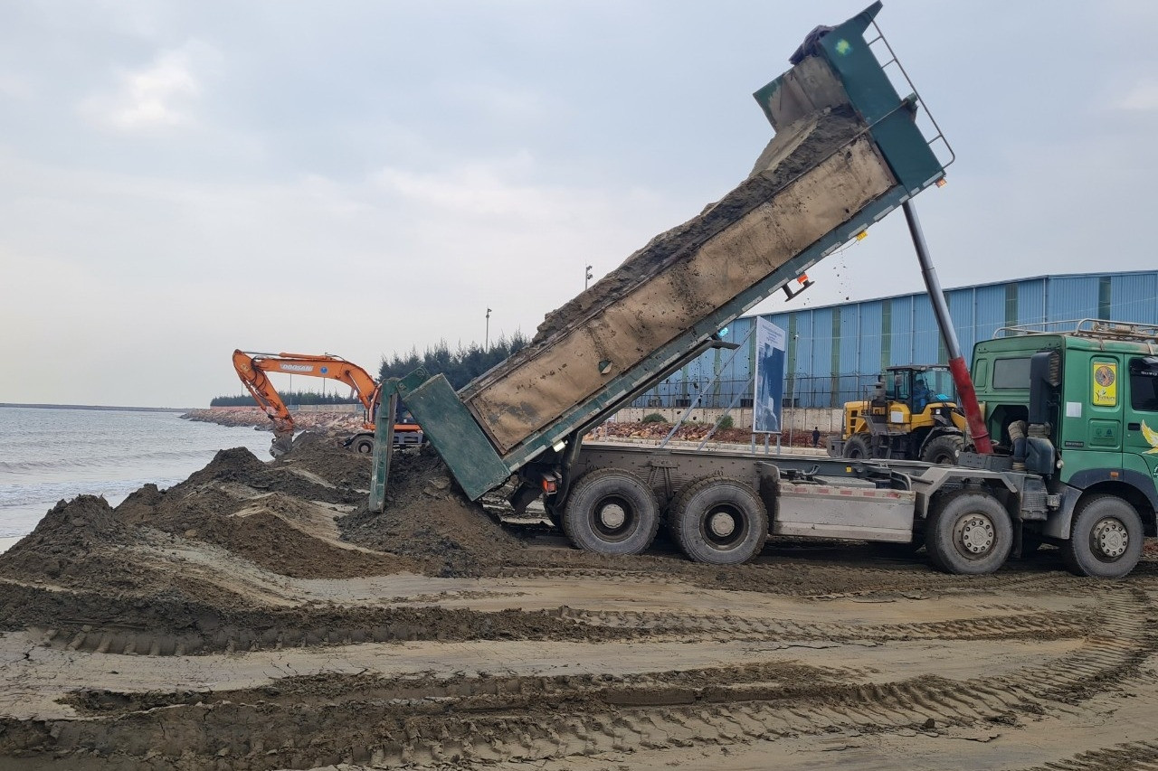 Tạm giữ một số người chống đối thi công bến cảng ở Thanh Hóa