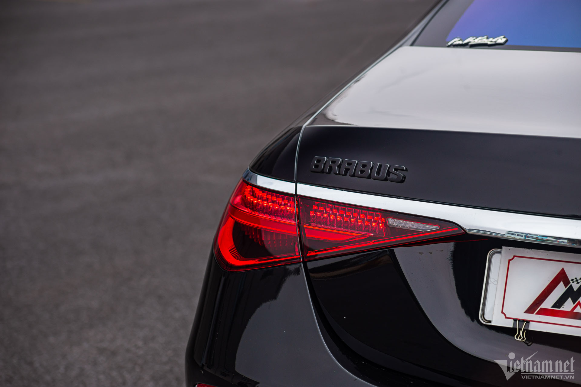 Chê Mercedes-Benz S 450 "hiền", chủ xe chi 100 triệu độ lại bất chấp đăng kiểm