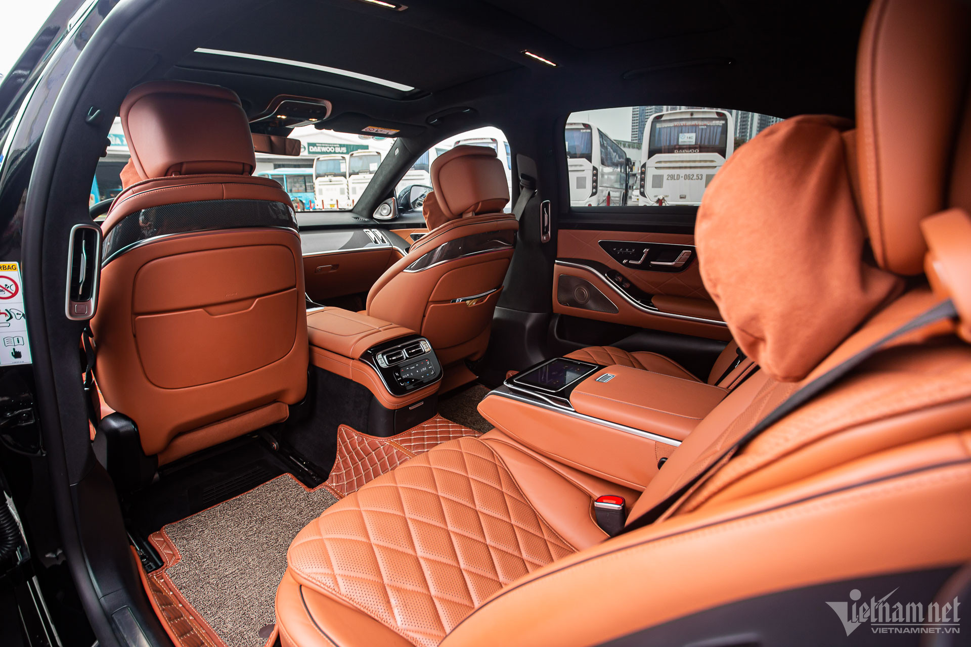 Chê Mercedes-Benz S 450 "hiền", chủ xe chi 100 triệu độ lại bất chấp đăng kiểm