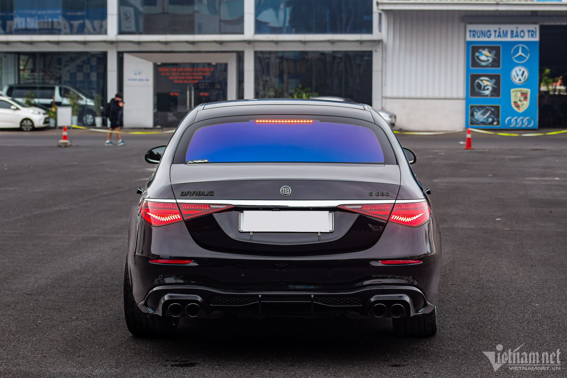 Chê Mercedes-Benz S 450 "hiền", chủ xe chi 100 triệu độ lại bất chấp đăng kiểm