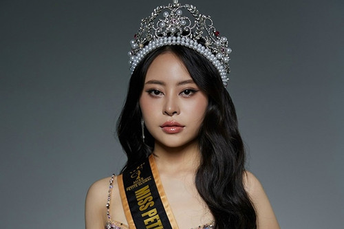 Á hậu cao 1,45m Lê Trang Ngân được cử đi thi hoa hậu quốc tế