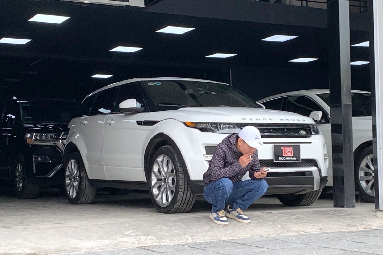 Buôn ô tô cũ: Nghề