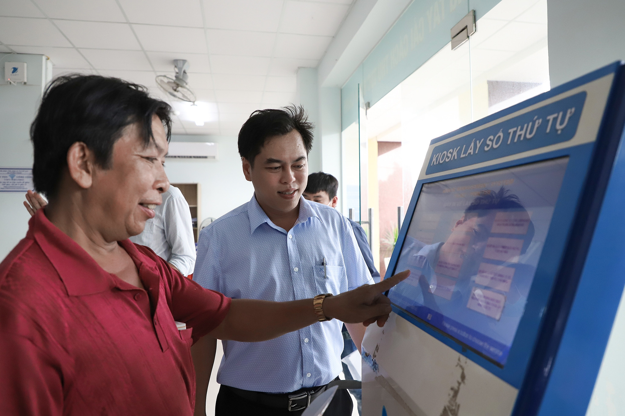 Chuyển đổi số ở Tây Ninh hỗ trợ đắc lực người dân giải quyết thủ tục hành chính
