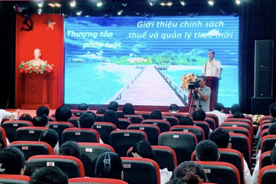 Hải Phòng đối thoại với các doanh nghiệp Hàn Quốc về chính sách thuế