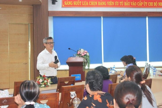 'Không để phụ nữ bị bỏ lại phía sau trong thời đại số'