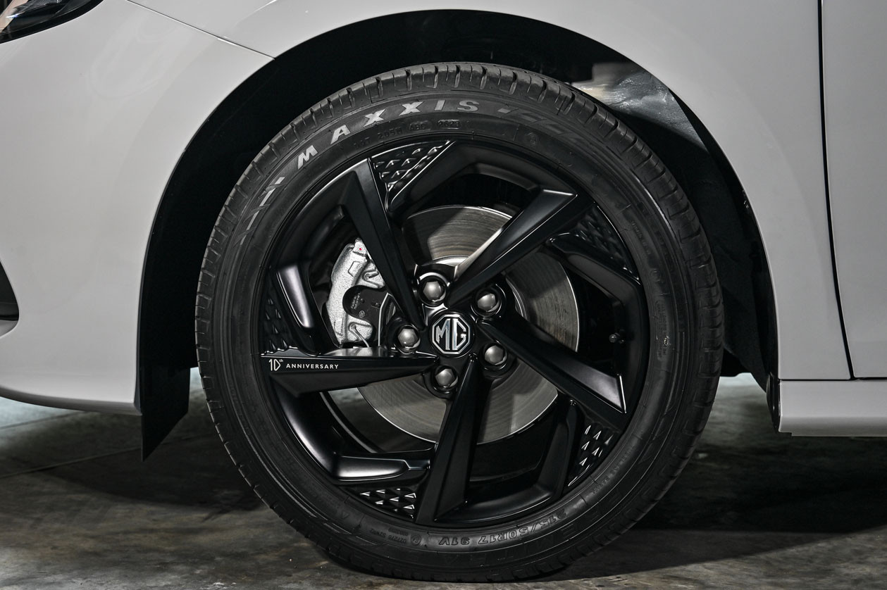 MG5 bản kỷ niệm 10 năm ra mắt tại Thái Lan, giá quy đổi từ 379 triệu đồng