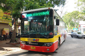 Bản tin chiều 5/10: Nam shipper tử vong ở Hà Nội, nghi va chạm với xe buýt