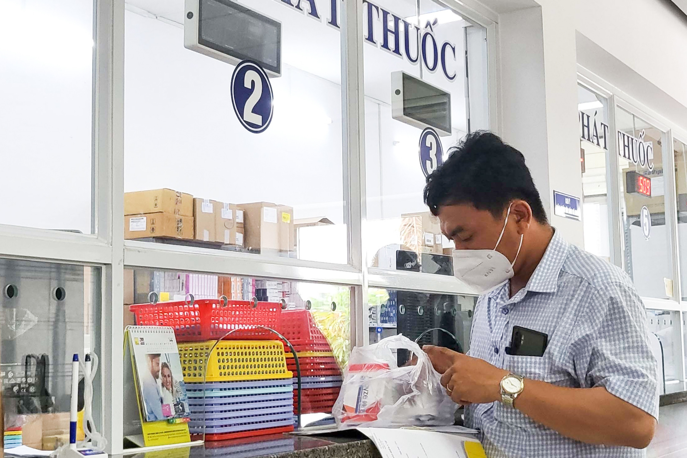 nghich ly co tien nhung nguoi benh khong duoc dung thuoc tot 144.jpeg