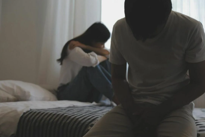 Người đàn ông gây tranh cãi khi thừa nhận '15 năm không quan hệ với vợ'