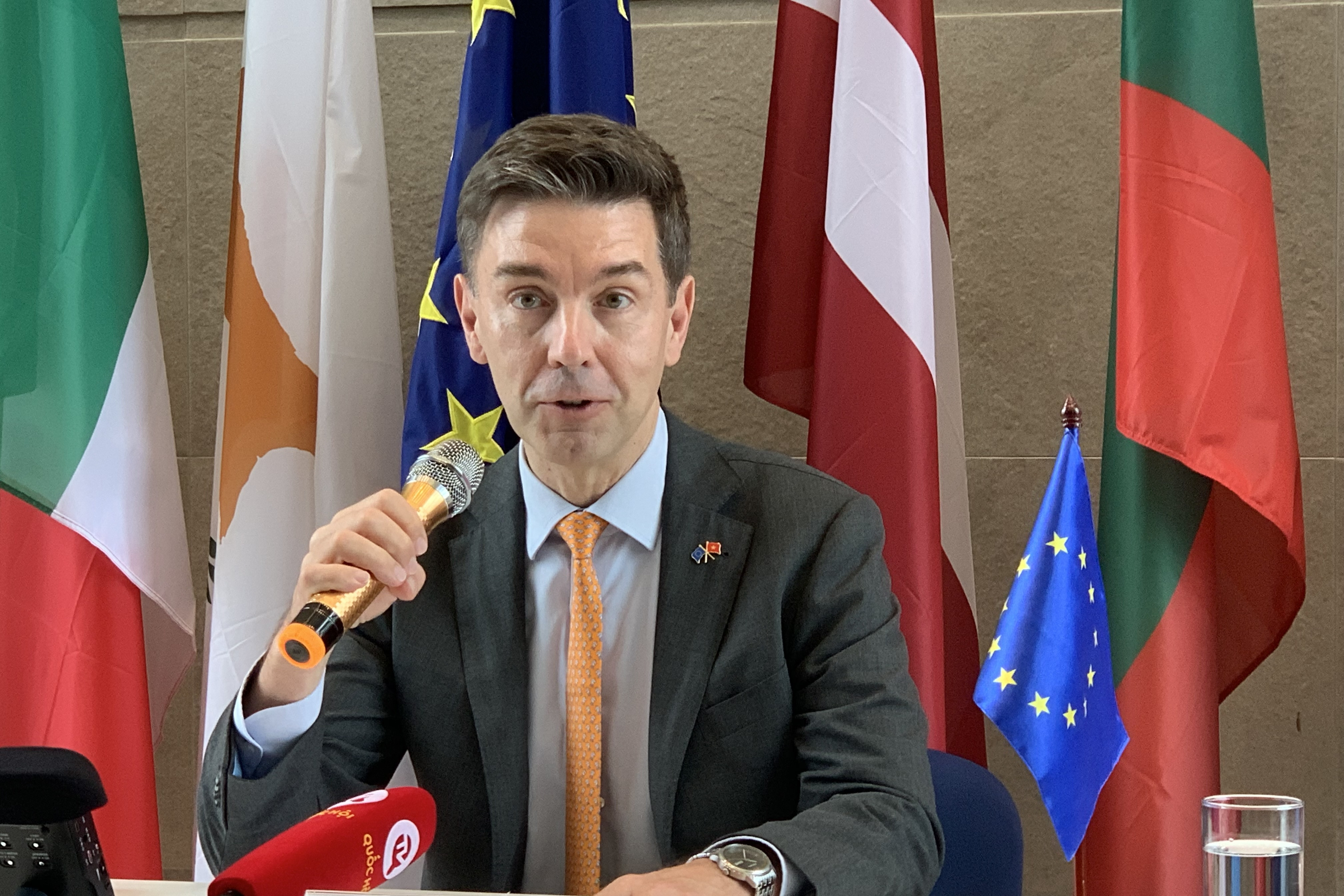 The top-priority mission of the EU Ambassador to VN