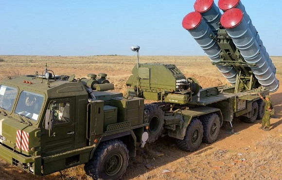Ukraine nói phá hủy S-400 ở vùng biên Nga, ông Zelensky bất ngờ tới Tây Ban Nha