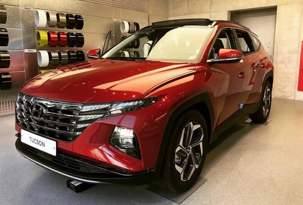Hyundai Tucson, SantaFe đồng loạt giảm giá sốc, có mẫu xe hạ gần 200 triệu đồng