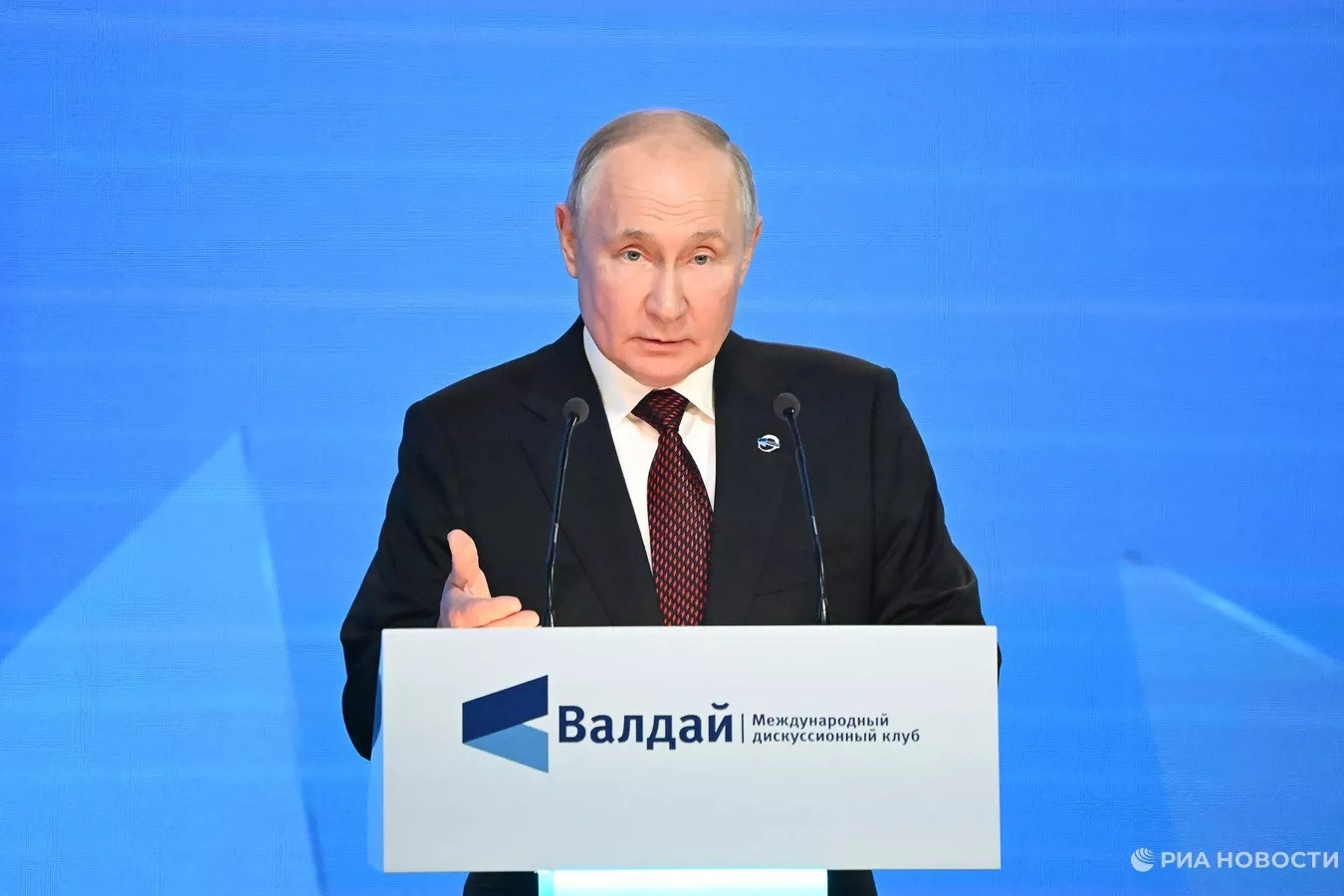 Ông Putin nêu 6 nguyên tắc của Nga trong các vấn đề quốc tế