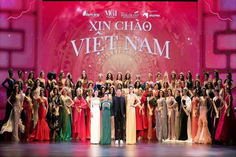 Người đẹp Miss Grand International 2023 tề tựu tại Nhà hát Lớn Hà Nội