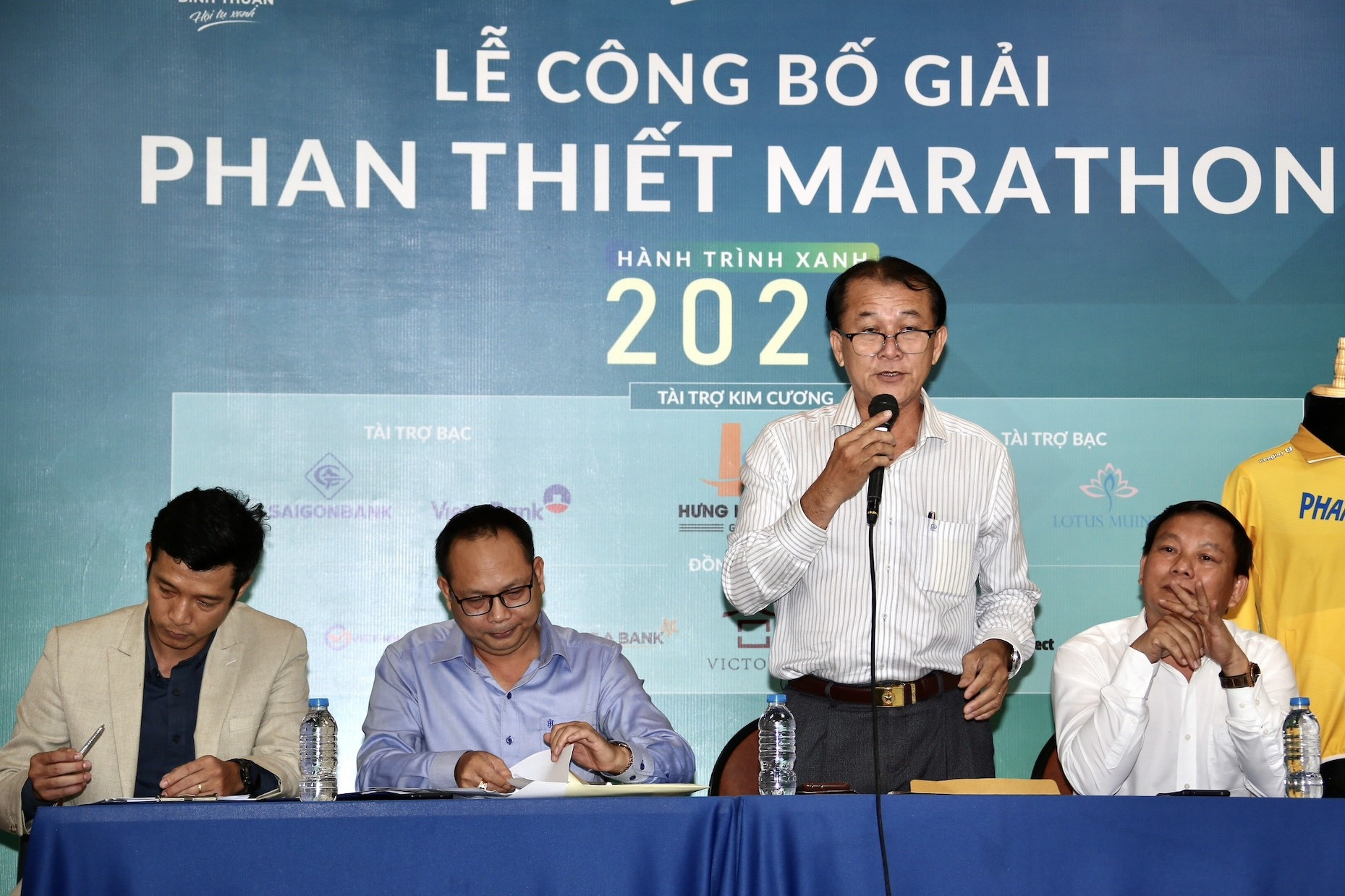 Hơn 4000 VĐV chinh phục giải Phan Thiết Marathon 2023