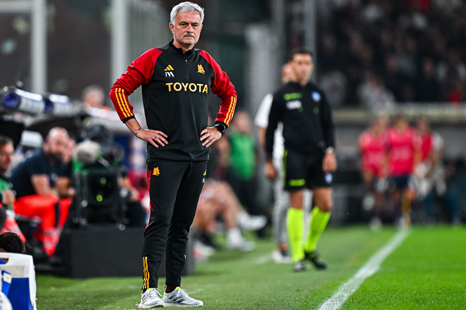 mourinho as roma.jpg