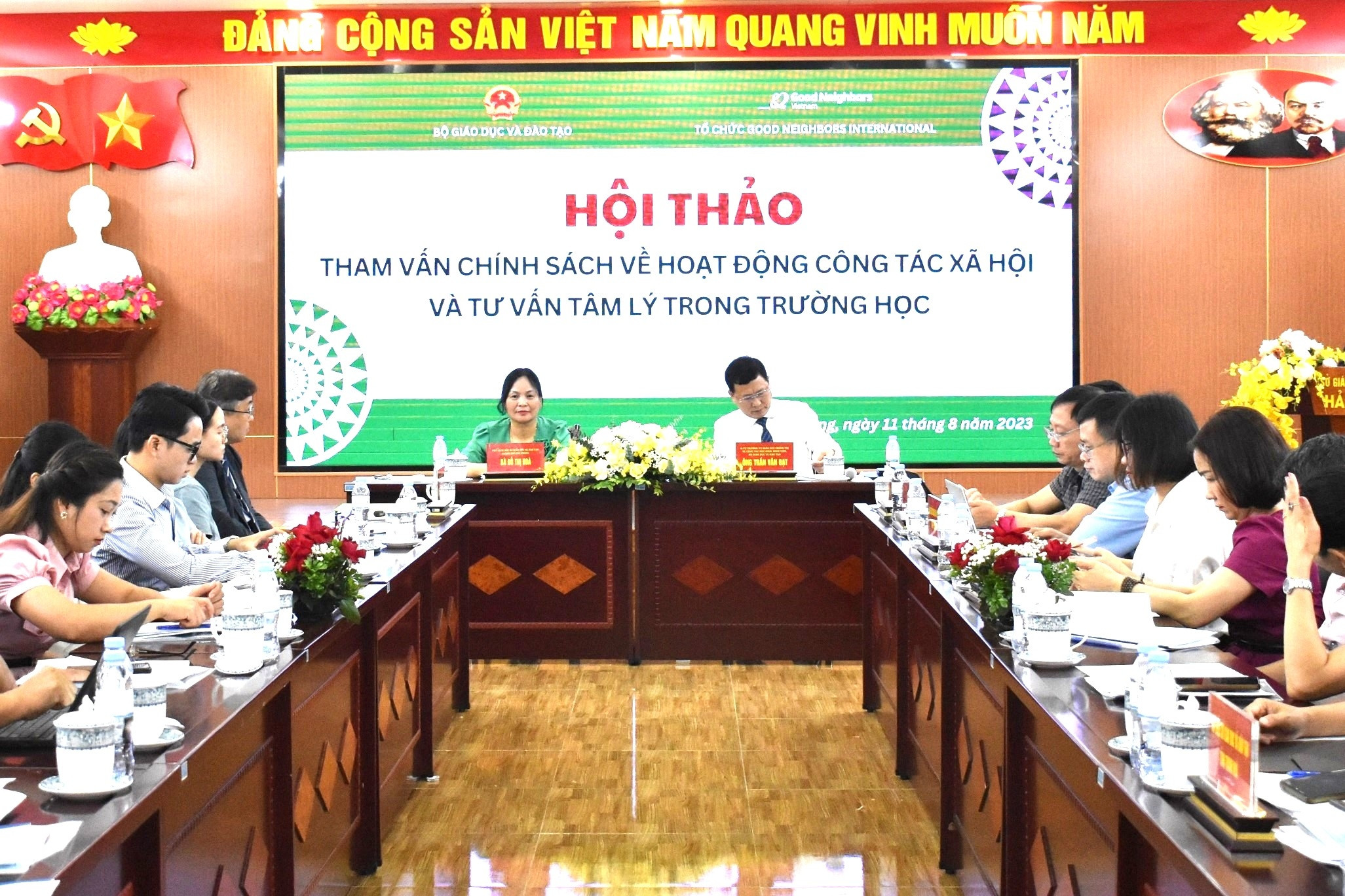 Bộ GD-ĐT tham vấn chính sách về hoạt động tư vấn tâm lý cho học sinh