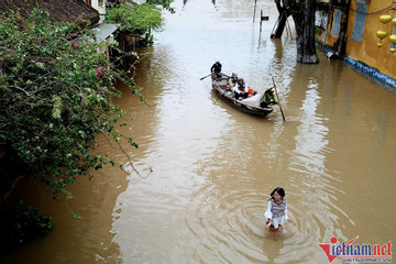 High number of child displacements due to natural disasters in VN