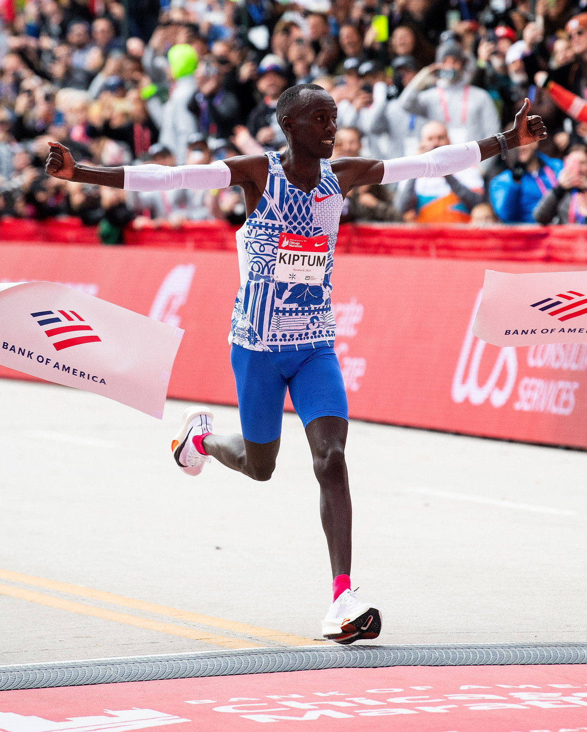 kelvin kiptum chicago 2023.jpg