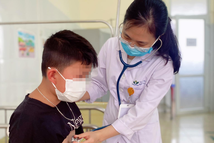 kham cho hoc sinh.png