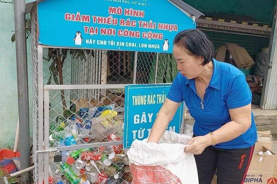 Phú Thọ: Hội phụ nữ huyện Thanh Thủy góp sức xây dựng nông thôn xanh- sạch- đẹp