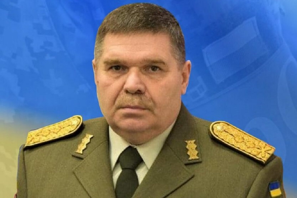 Tư lệnh phòng vệ lãnh thổ Ukraine bị miễn nhiệm, Mỹ tăng sản xuất đạn cho Kiev