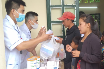 Tuyên truyền 'Làm mẹ an toàn' cho đồng bào dân tộc thiểu số ở Cao Bằng