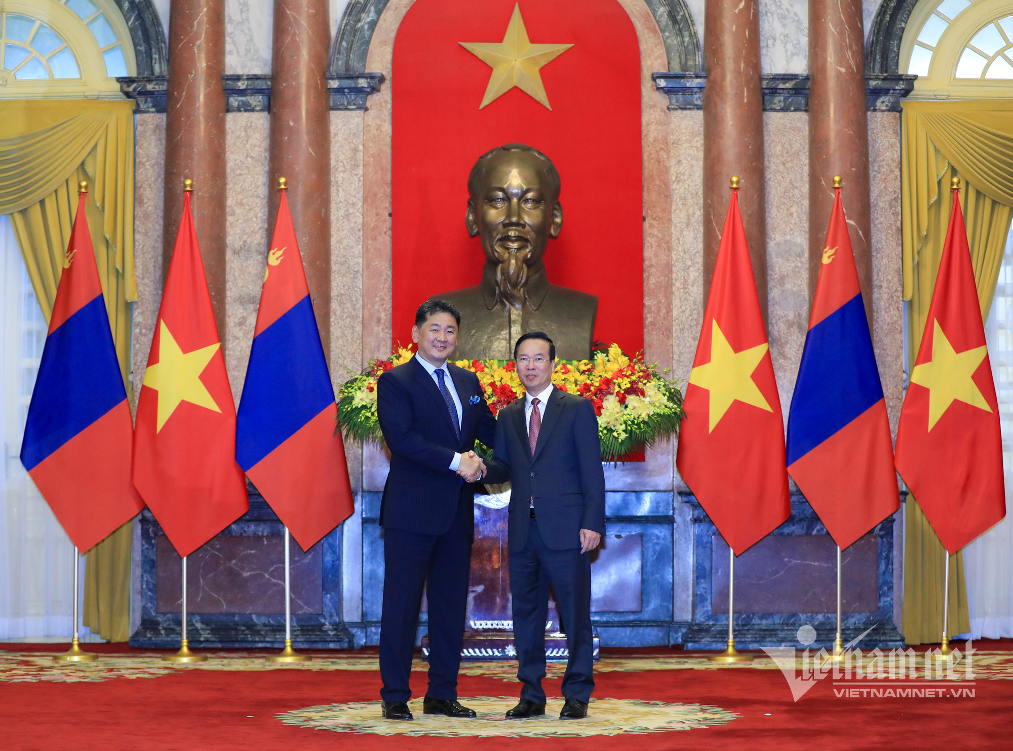 9531 mông cổ.jpg