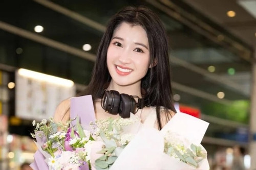 Á hậu Phương Nhi về nước, tiếc nuối vì chỉ đạt Top 15 ở Miss International 2023