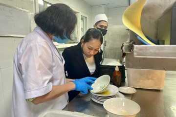 Hà Nội xử phạt gần 6.000 cơ sở vi phạm quy định an toàn thực phẩm