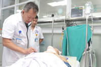 Bản tin trưa 1/11:Diễn biến mới nạn nhân bị thương nặng nhất vụ tai nạn Lạng Sơn