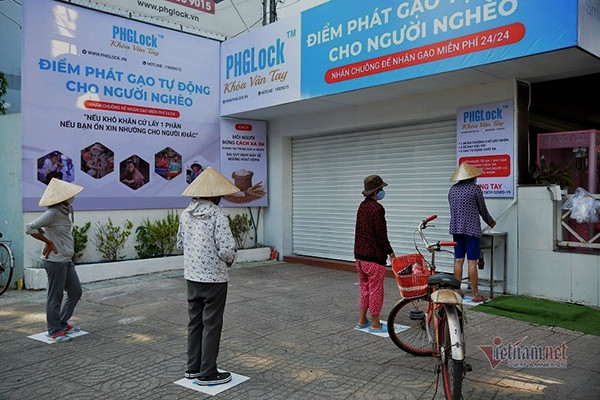 Giá trị cộng đồng trong cuộc chiến với COVID-19