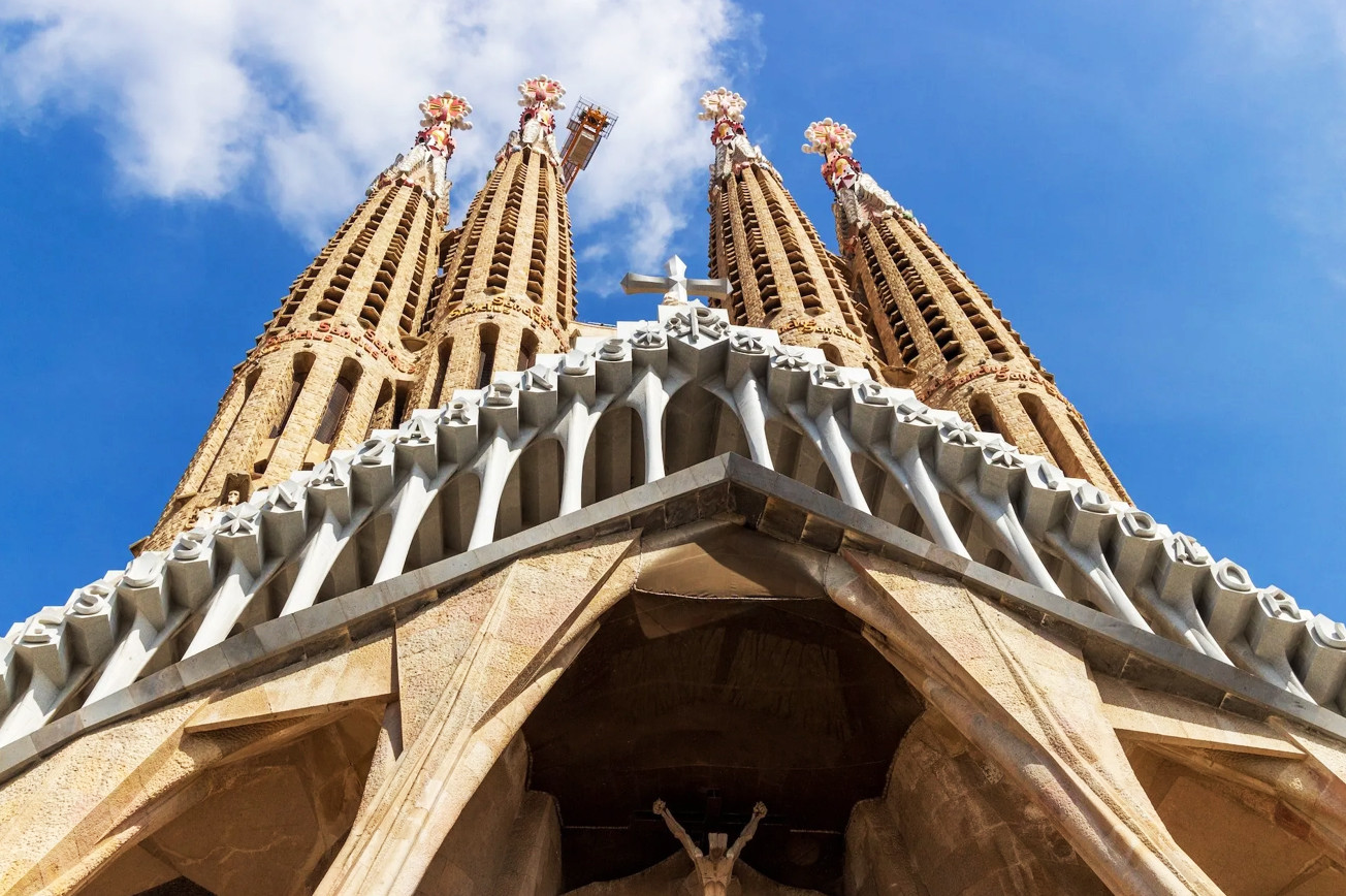 Kiệt tác xây dựng dở dang hơn 140 năm ở Barcelona