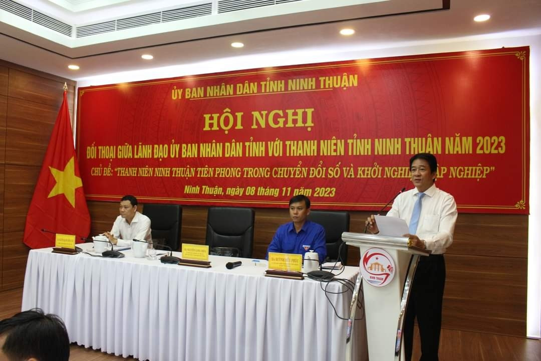 Lãnh đạo tỉnh Ninh Thuận đối thoại với thanh niên về chuyển đổi số